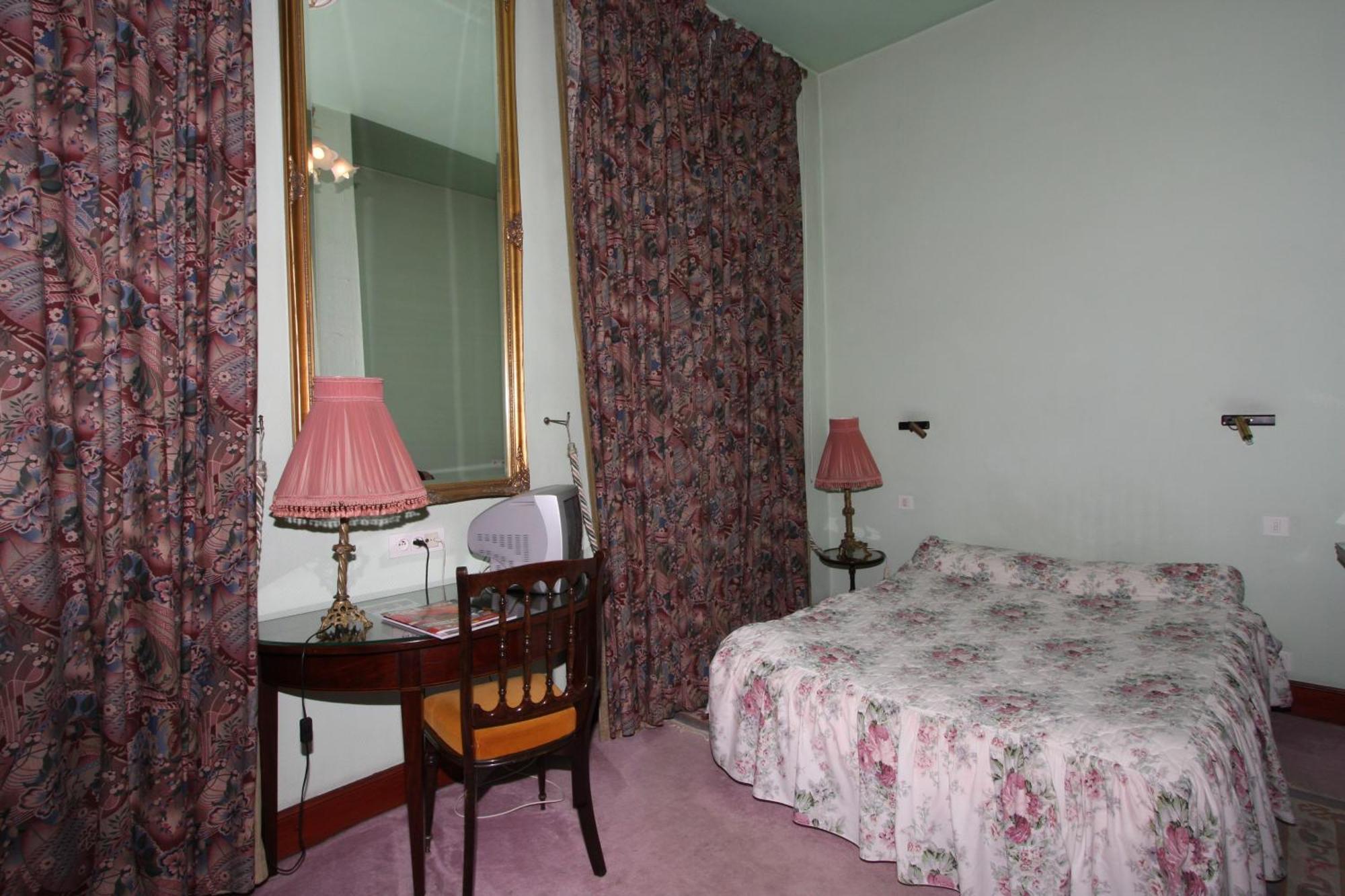 Citôtel Marie Stuart La Roche-sur-Yon